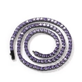 Detalle de collar tennis negro de 4mm con circonitas púrpuras y cierre de caja - Dainty-Largo / Morado