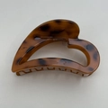 French vintage heart hollow claw clip with amber tortoiseshell texture for women hair - Dark Leopard Print