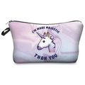Détail de la trousse de maquillage licorne rose avec slogan Majestic et fermeture - Style Licorne Majestueuse (hzb820)