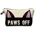 Détail de la texture du tissu et de l'imprimé oreilles de chat PAWS OFF sur la trousse - Style de slogan d'oreille de chat