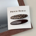Set of two vintage resin hair clips in leopard print and dark brown glossy finish - Willow Leaf Style
