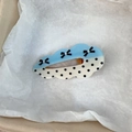 Cloud-shaped blue and polka dot hair clip with black bows and pearls decoration - Contrast Polka Dot