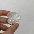 Mini heart hair claw in pearlescent acetate finish with France handmade engraving - Aurora Iridescent