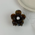 Elegant tortoiseshell flower hair claw clip with central pearl accent for women - Blue Brown Gradient