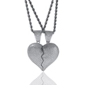 Dettaglio del ciondolo a cuore spezzato con micro zirconi su catena a fune d'argento - Set Colorato Con Catena A Corda / Argento