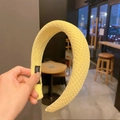 Süßer gelber gepolsterter Haarreif mit Waffelstruktur und handgefertigtem Etikett - Blasenstoff-Stil (HANDMADE)