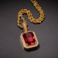 Collier hip hop avec pendentif rectangulaire doré et grosse pierre précieuse rouge - Chaîne Torsadée Or Acier Inoxydable / Or/Rouge