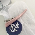 Eleganter glänzender Entenschnabel-Haarclip aus Acetat in Soft-Rosa mit Metallbasis - Rosa