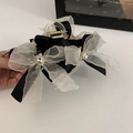 Eleganter großer Haarklammer-Clip mit schwarzer Schleife, Netz und Herz-Strass-Dekoration - Groß / Schwarz