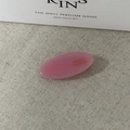 Pince à cheveux ovale en acétate rose avec logo France Handmade doré sur lin - Rose