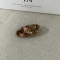 Barrette ovale en acétate avec motif écaille de tortue brune pour coiffure latérale - Vert Café Texturé