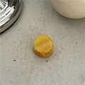 Mini molletta per capelli rotonda in acrilico ambra con scritta dorata France handmade - Giallo