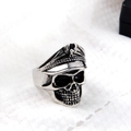 Vintage silver skull ring with military cap emblem in hip-hop punk style for men - US 12 / Silver