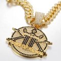 Close-up of hip-hop gold Cuban chain and King of Kings pendant with white diamonds - Gold (Necklace + Pendant)