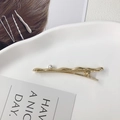 Fermaglio per capelli dorato a onde con perla bianca per acconciature eleganti - Oro