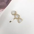 Elegante fermaglio per capelli dorato con tre perle triangolari in stile coreano - Stile Tre Cuori Oro