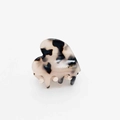 Detail of heart-shaped tortoiseshell hair claw with gold France Handmade logo print - Leopard Print