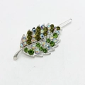 Detalle del pasador de pelo en forma de hoja con diamantes de imitación verdes en plata - Verde