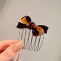 Haarkam met tweekleurige bruine acetaat strik en elegante 7-tands zilveren metalen clip - koffiekleur