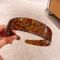 Cerchietto largo in acetato stile francese con motivo tartarugato blu e ambra - Blu-Marrone