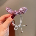 Haargummi mit rosafarbenen Hasenohren aus Crackleder, Silberperlen und Gummiband - Rosa