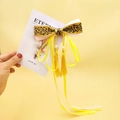 Pince à cheveux chinoise vintage avec glands jaunes et détails de nœud en perles - Jaune
