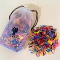 Elastici per capelli colorati per bambini in una custodia satinata con gatto - Con borsa da trasporto / Colore Standard
