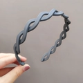Matte grey woven twist headband with non-slip teeth for women fashion styling - Gray