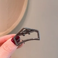 Minimalistische geometrische metalen haarklem in gunmetal zwart met uitgehold ontwerp - 31-Gunmetal Huisvorm Clip