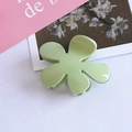 Sweet light green flower hair claw clip in a glossy candy color for summer styling - Flower Shape Green