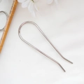 Forcina per capelli minimalista a forma di U in metallo argento con doppio polo liscio - Argento