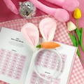 Süßer Plüsch-Hasenohren-Haarreif in Rosa und Weiß mit Karotten-Deko für Cosplay - Weißes Stirnband