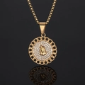 Collana con medaglione mani in preghiera in acciaio inossidabile placcato oro e zirconi - Ciondolo Tondo Solo (Senza Catena)