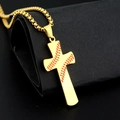 Pendentif croix de baseball doré avec détails de coutures rouges sur chaîne maille box - Or (Pendentif Uniquement)