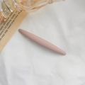 Barrette à cheveux mate rose poudré avec une forme de broche longue élégante - Rose Clair