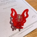 Middelgrote 4cm rode vlinder haarklem van kunststof met duurzame metalen veer - Rood