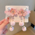 Barrettes à fleurs de cerisier roses avec lapins et pompons en perles - Textured Flower