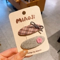 Sweet red plaid fabric hair clip and grey felt flower hairpin set on display card - Bow Oval Clip