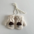 Cream knit baby mittens with mushroom embroidery and anti-lost white lanyard - White (Gloves)