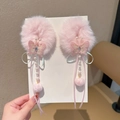 Roze pluche vlinder haarspeldjes voor meisjes met kwastjes en kralen op kaart - Roze Vlinder Pluche Bal Hanger