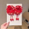 Chouchous rouges en peluche pour filles avec glands perlés et broderie de nœuds élégants - Pendentif Balle Peluche Chaîne de Perles Petit Nœud