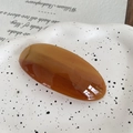 Elegante bernsteinfarbene Haarspange aus Acetat in ovaler Form mit Schildpatt-Optik - 2-Bernstein
