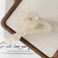 Elegant cream heart-shaped large hair claw clip with golden metal teeth for women - Iridescent Beige