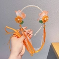 Haarband in antieke stijl met parels, oranje bloemen en lange hangende linten - Blozend Gezicht (24)