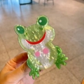 Süße grüne Haarklammer in Froschform aus Acetat für Damen Haarschmuck - Sitzender Stil (1-Sitzend)