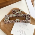 Grande pince à cheveux carrée en acétate avec motif marbré vert et marron chic - Brique de Marbre