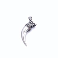 Collier pendentif dent de loup en acier titane pour hommes avec gravure et finition argentée - Style A Pendentif Seul (Sans Chaîne)