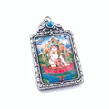 Détail macro du pendentif thangka bouddhiste avec relief en argent et perle turquoise - Pendentif Dieu de la Richesse Blanc Seul (Sans Chaîne)