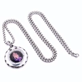 Gedetailleerde weergave van roestvrijstalen boxketting met religieuze biddende handen hanger - Hanger met 60cm Ketting