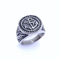 Anello vintage in acciaio inox con emblema àncora e teschi alati sui lati uomo - US 7 / Colore acciaio